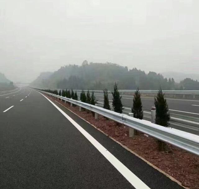 波形公路護欄價格 波形公路護欄價格