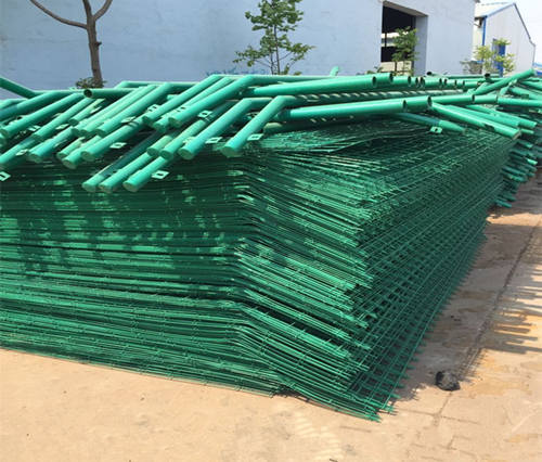 公路護欄網價格 公路護欄網價格