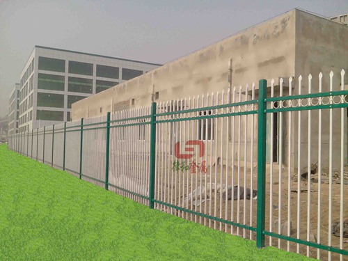 三橫桿鋅鋼護欄價格 三橫桿鋅鋼護欄價格